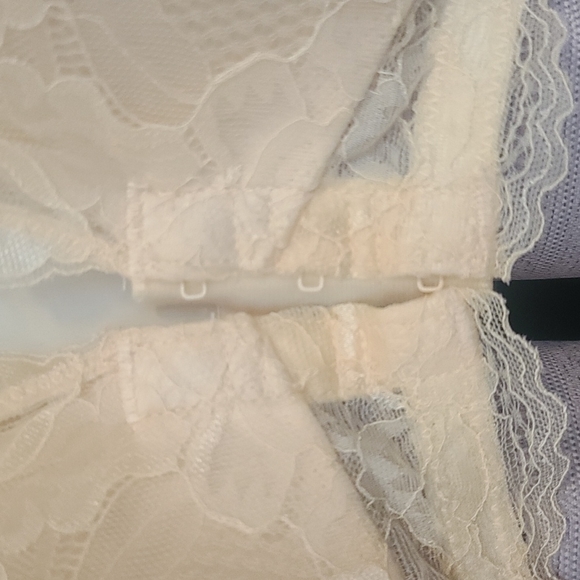 Plus Size WireFree Bra - Picture 3 of 3